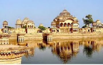 Memorable 8 Days Delhi Cruise Vacation Package