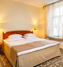 10 Days Helsinki, Rovaniemi and Ranua Water Activities Trip Package