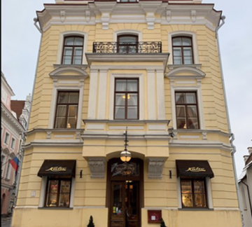 10 Days Helsinki, Rovaniemi and Ranua Water Activities Trip Package