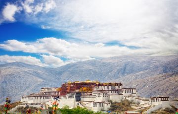 Memorable 13 Days Kathmandu to Lhasa Holiday Package