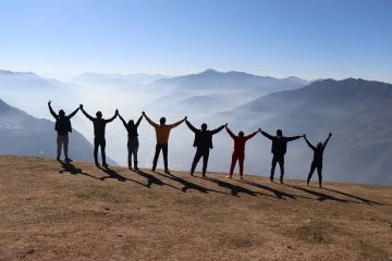 5 Days 4 Nights Manali, Rohtang Pass, Naggar with Kullu Hilltop Friends Tour Package