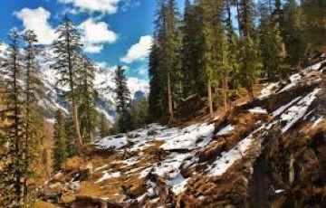 4 Days 3 Nights Manali Tour Package by Mannhit Vacations