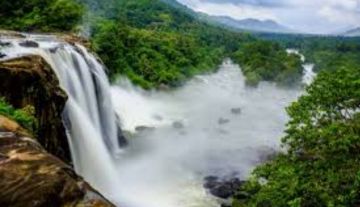 Best 7 Days 6 Nights Munnar, Thekkady and Alleppey Tour Package