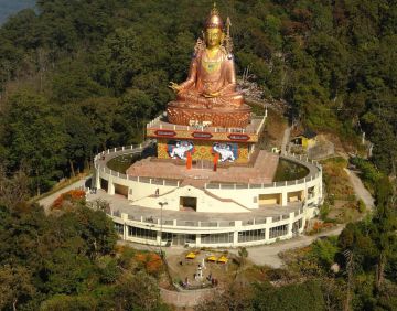 Experience 4 Days Siliguri to Pelling Family Tour Package