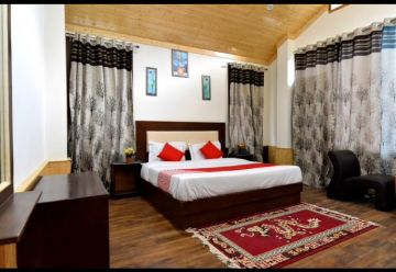 Family Getaway 4 Days Manali, Rohtang Pass with Kullu Holiday Package