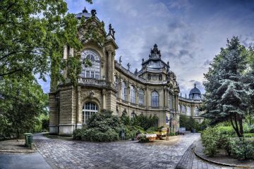 Amazing 8 Days Prague Luxury Tour Package