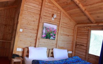 Ecstatic 3 Days 2 Nights Auli and Haridwar Tour Package