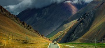 Family Getaway 6 Days 5 Nights Nubra Family Tour Package