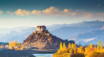 Family Getaway 6 Days 5 Nights Nubra Family Tour Package