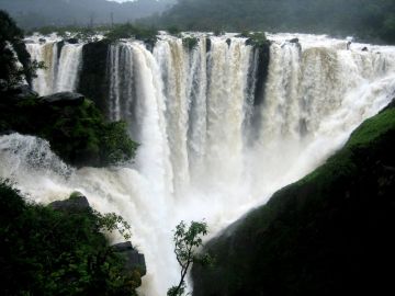 6 Days Dudhsagar Waterfall to Arrival At Mumbai Holiday Package
