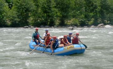 Magical 6 Days 5 Nights Kullu Family Vacation Package