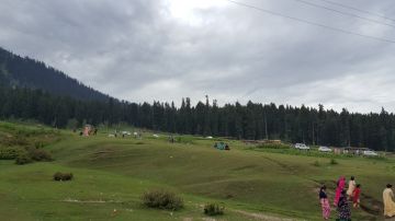 9 Days 8 Nights gulmarg Friends Holiday Package