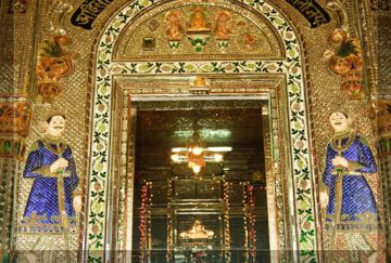 Pleasurable Indore Family Tour Package for 3 Days 2 Nights