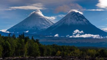 Magical 6 Days Moscow, Petersburg, Onto Moscow and Moscow Friends Vacation Package