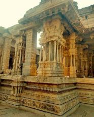 Heart-warming Hampi Tour Package from Badami