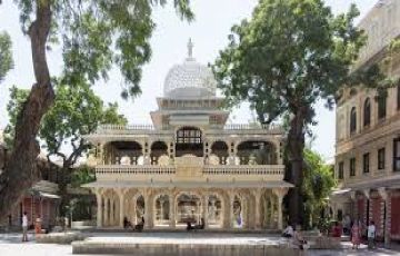 Memorable 4 Days 3 Nights Udaipur and Mount Abu Trip Package