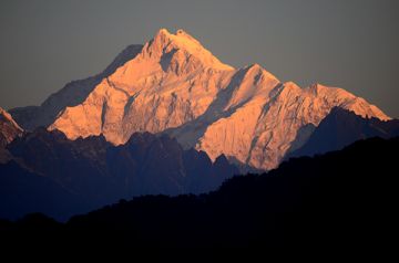6 Days Bagdogra, Kalimpong and Gangtok Hill Stations Tour Package