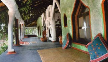 Memorable 5 Days 4 Nights Bheja Friends Vacation Package