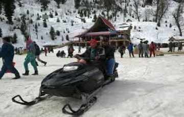 Family Getaway 3 Days 2 Nights Manali with New Delhi Holiday Package