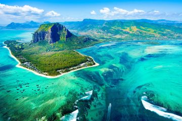 Beautiful 4 Days 3 Nights North Mauritius Tour Package