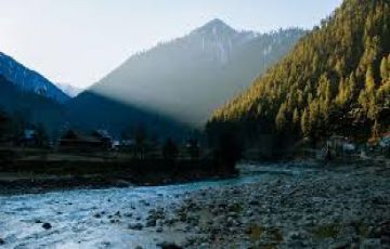 Ecstatic 4 Days Srinagar, Pahalgam, Gulmarg with New Delhi Trip Package