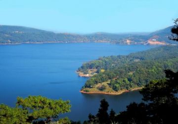 Amazing 4 Days Guwahati, Shillong and Kaziranga Vacation Package