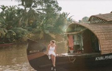 Best 4 Days 3 Nights Munnar Holiday Package