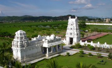 Shillong and New Delhi Tour Package for 3 Days 2 Nights