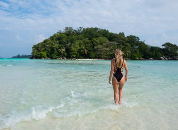 Pleasurable 4 Days 3 Nights Seychelles Honeymoon Tour Package