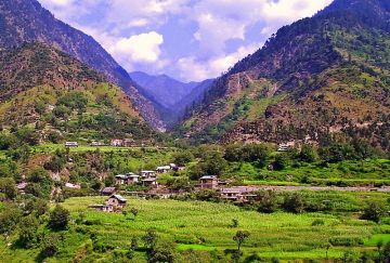 Family Getaway 3 Days 2 Nights Srinagar, Pahalgam and New Delhi Trip Package