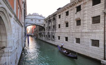 Family Getaway 4 Days Florence Water Activities Holiday Package