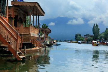 Experience 3 Days Patna to Srinagar Tour Package