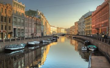 Pleasurable 5 Days 4 Nights London Friends Trip Package