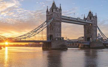 Beautiful 5 Days 4 Nights London Trip Package