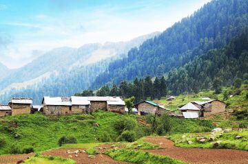 Ecstatic 4 Days Dalhousie, Khajjiar and New Delhi Vacation Package