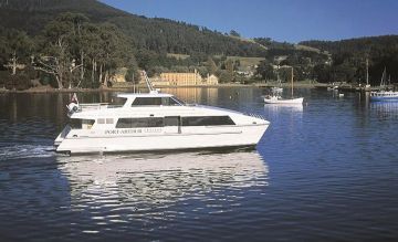 Heart-warming Tasmania Family Tour Package for 7 Days