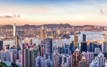 Experience 4 Days Disneyland Wildlife Trip Package