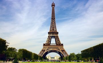 Heart-warming 6 Days 5 Nights Paris Holiday Package