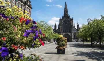 Family Getaway 3 Days Glasgow Trip Package