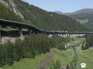 Best 4 Days Innsbruck Friends Vacation Package