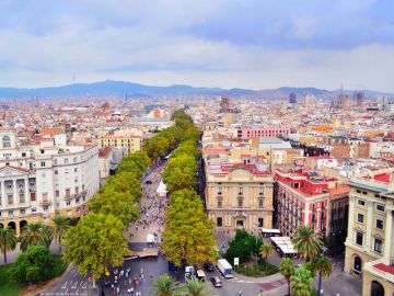Beautiful 5 Days 4 Nights Barcelona with Lisbon Friends Holiday Package