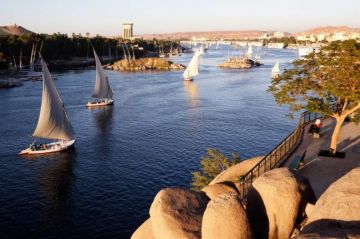 Family Getaway Egypt Tour Package for 13 Days