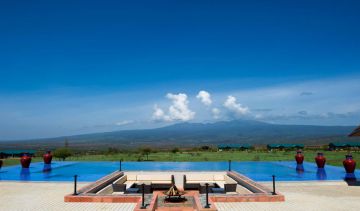 Best 3 Days Manyara and Kenya Friends Vacation Package