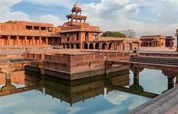 Best 2 Days 1 Night Agra Tour Package by HelloTravel In-House Experts