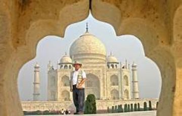 2 Days Vrindavan and Agra Tour Package