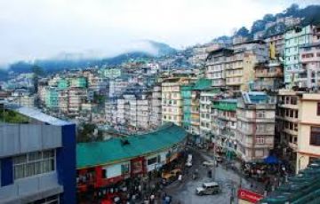 Family Getaway 2 Days Lachung and New Delhi Trip Package