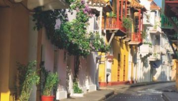 Pleasurable 3 Days Cartagena and Guachaca Holiday Package
