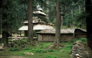 Ecstatic 4 Days 3 Nights Manali and Chandigarh Tour Package