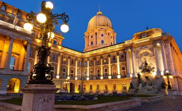 Experience 4 Days Budapest Friends Vacation Package