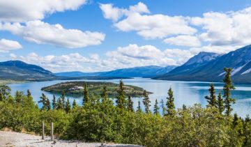 Beautiful 4 Days Toronto with Niagara Falls Tour Package